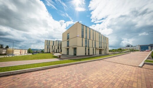 通信制大学へ編入学までの準備と入学〜50代主婦の場合